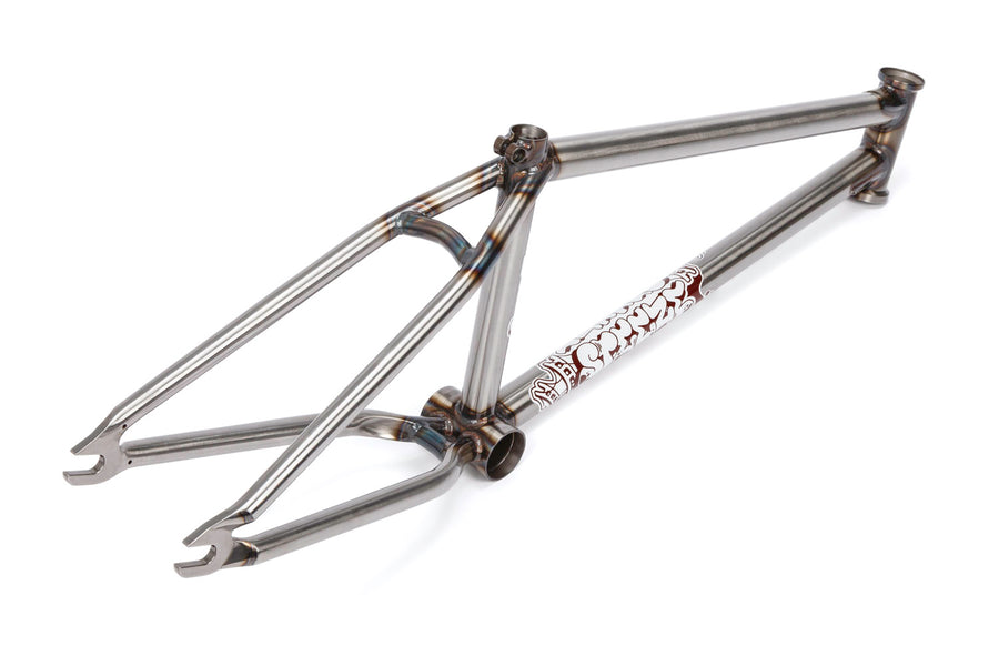 STEEZE FRAME
